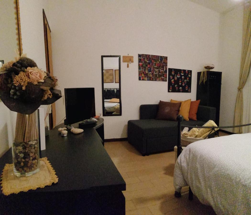 Apartamento L'Approdo del Re Caserta Exterior foto