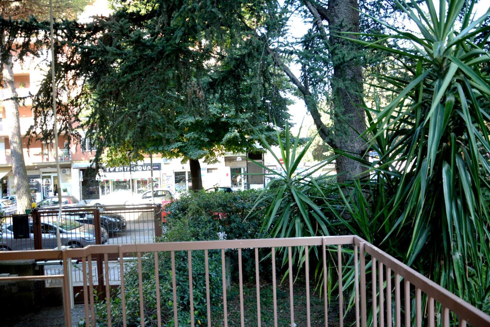 Apartamento L'Approdo del Re Caserta Exterior foto