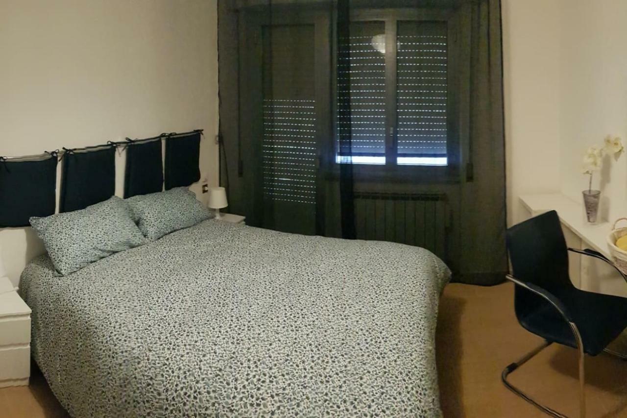 Apartamento L'Approdo del Re Caserta Exterior foto
